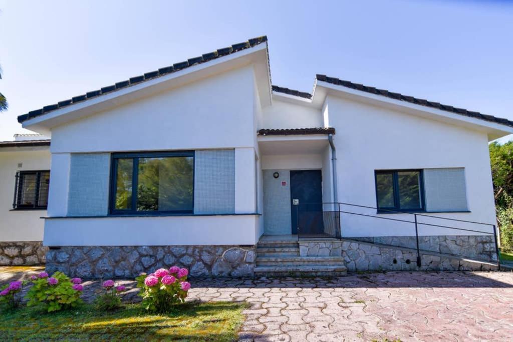 ¡Nuevo! Espectacular Casa En La Playa De Berria Vila Santoña Exterior foto
